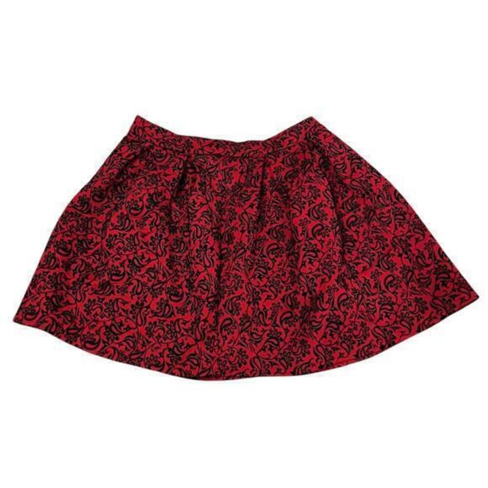 Woman’s Red Black Velvet Burnout Pleated Clueless Preppy Mini Skirt Size Large